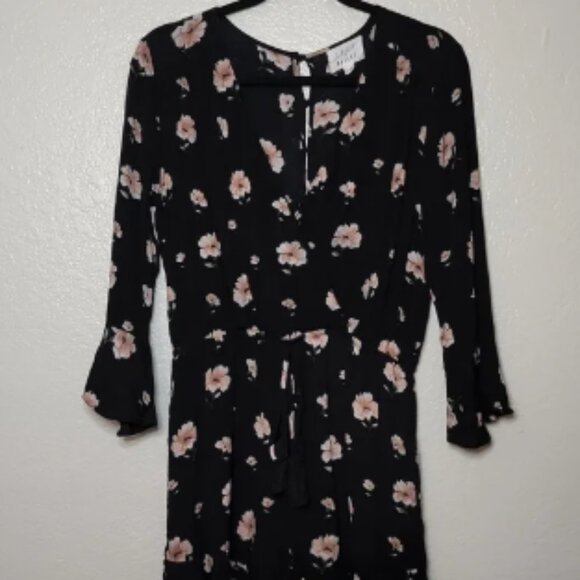 Lost + Wander Black Floral Flutter Sleeve Ruffle Hem Romper - Picture 1 of 7